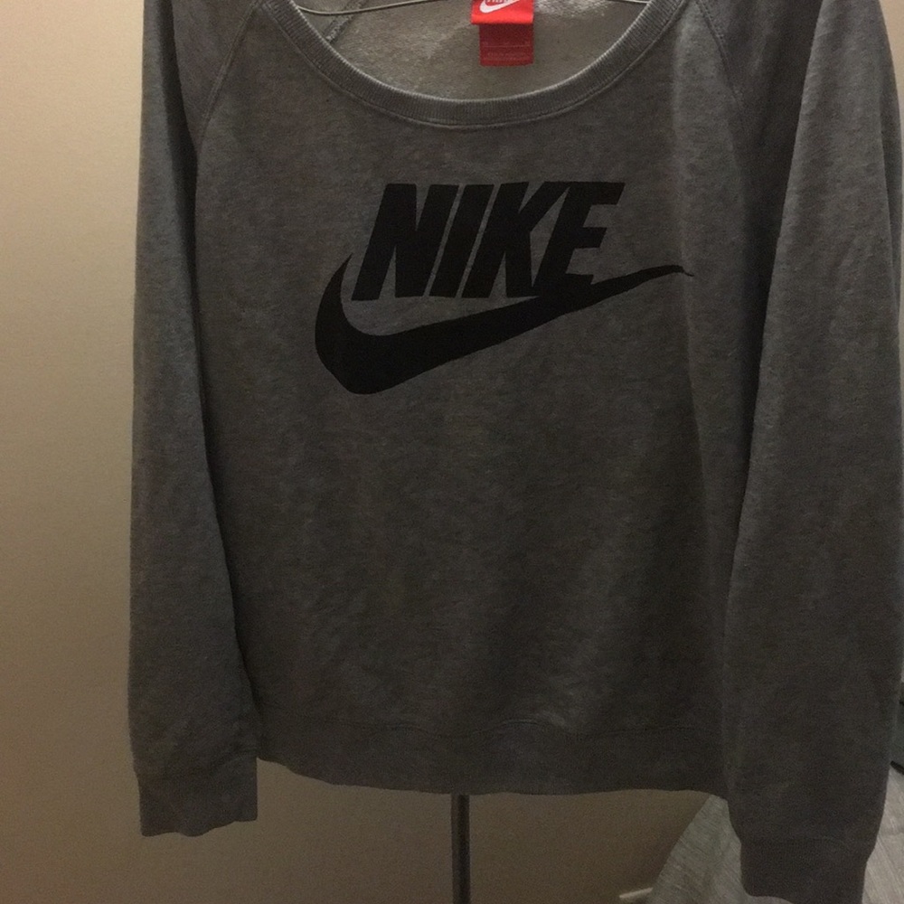 Grey NIKE sweater